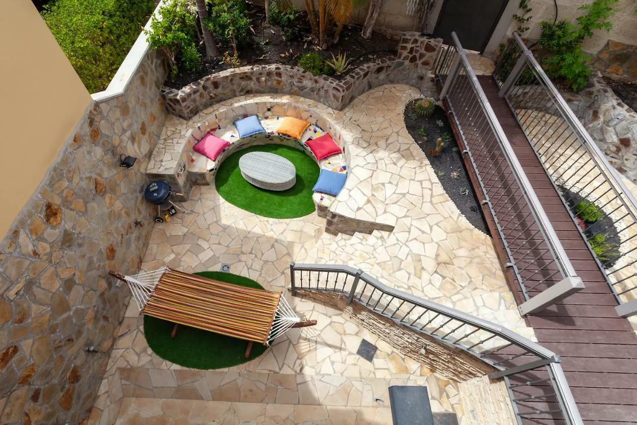 فيلا أذيخيفي Casa Elena